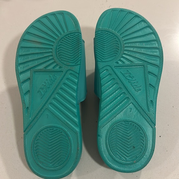 I Slide Sandals | The Mantra - Unique Wine Night Customized Size 7 - Picture 4 of 5